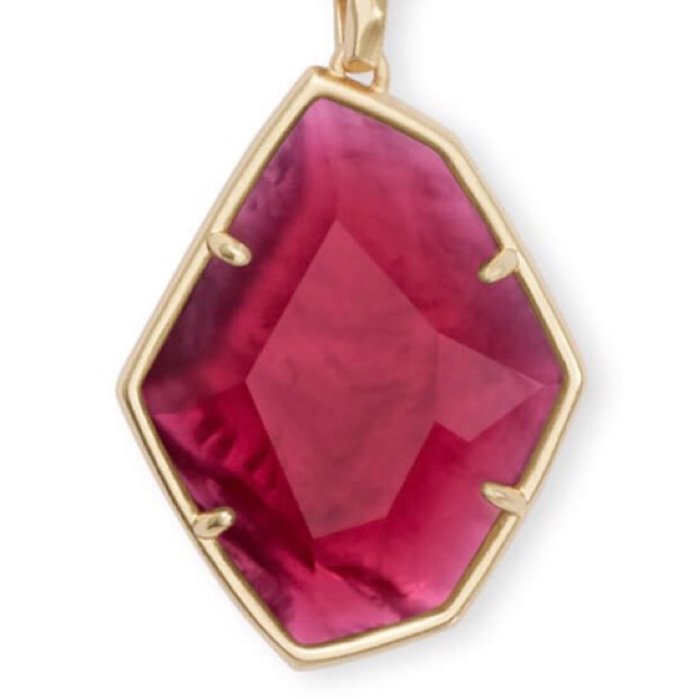 Kalani  Berry Illusion Gold Pendant Necklace 2019 - Picture 2 of 3